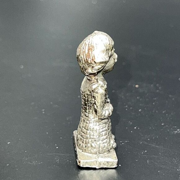 Vintage Pewter Figurine Figure Girl Singing Christmas Carol Handcrafted USA - Picture 6 of 7